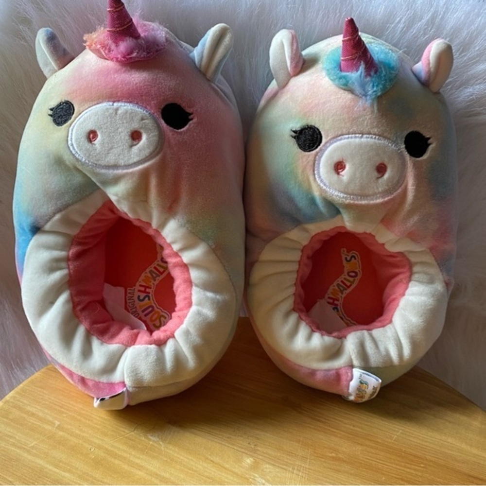 Squish mallows Slipper Girls Size 4-5 Slip On Pink-Blue